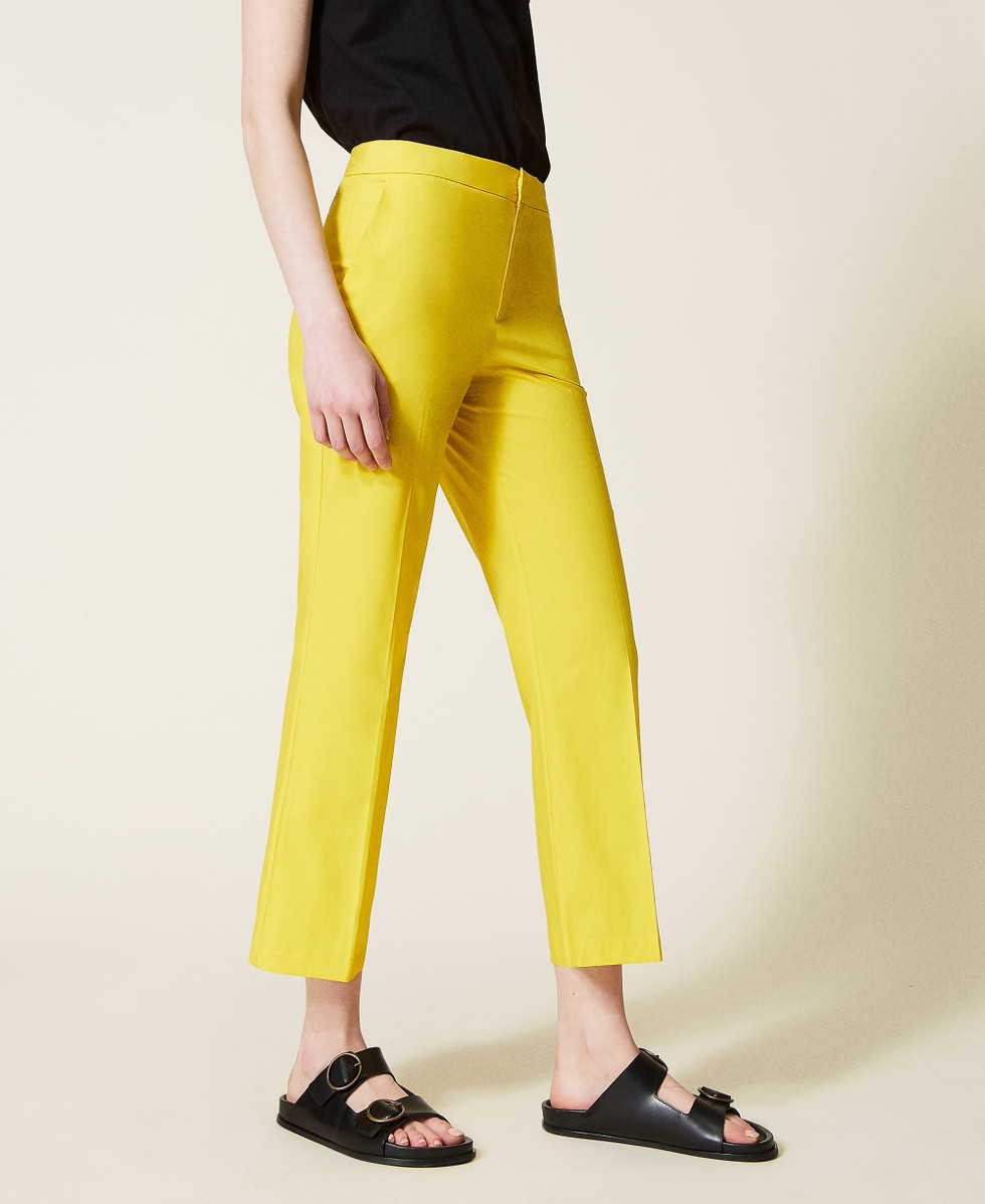 Укороченные поплиновые брюки женщина, Желтый